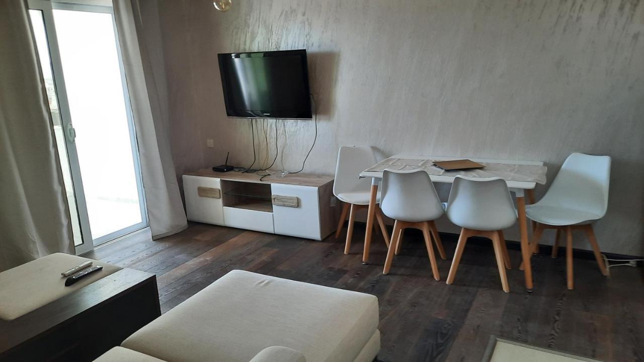 Holiday Home Kalicanin Bar Bagian luar foto
