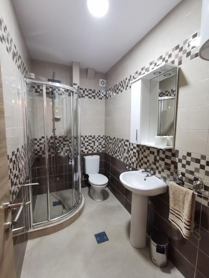 Holiday Home Kalicanin Bar Bagian luar foto